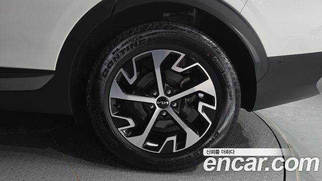Kia Sportage 2023 — photo 7