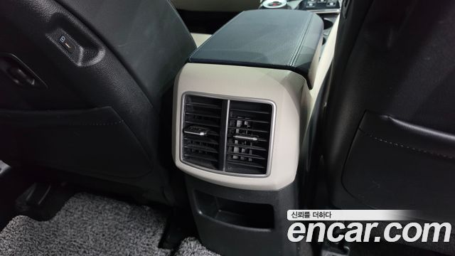 Kia Sportage 2023 — photo 32