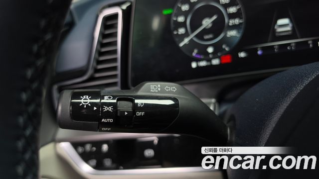 Kia Sportage 2023 — photo 35