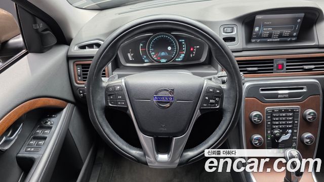 Volvo XC70 2014 — photo 13