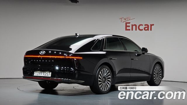 Hyundai Grandeur 2023 — photo 2