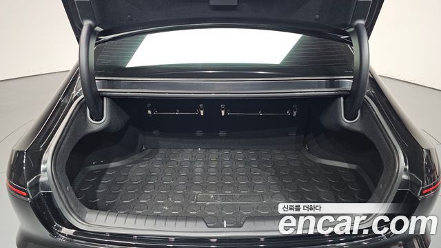Hyundai Grandeur 2023 — photo 26
