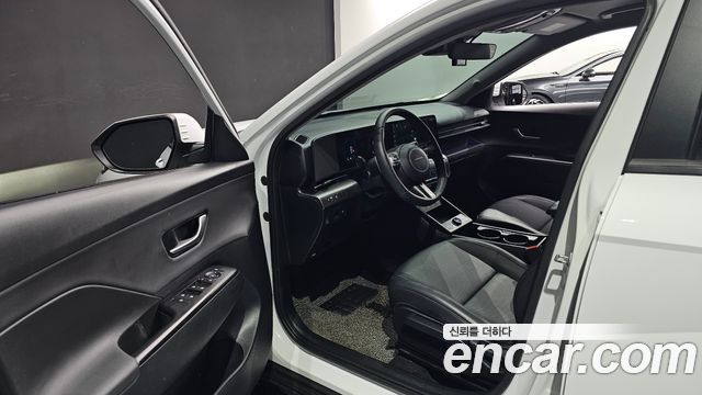 Hyundai Kona 2023 — photo 13