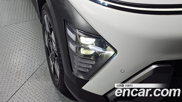 Hyundai Kona 2023 — photo 8