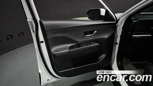 Hyundai Kona 2023 — photo 14