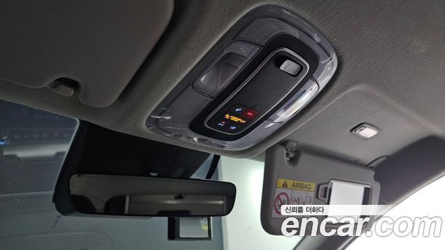 Hyundai Kona 2023 — photo 28