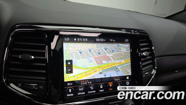 Jeep Cherokee 2021 — photo 21