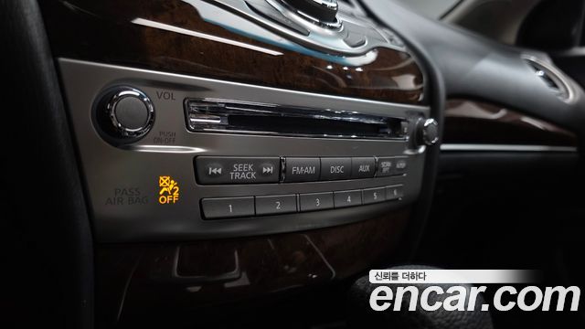 Infiniti QX60 2015 — photo 36
