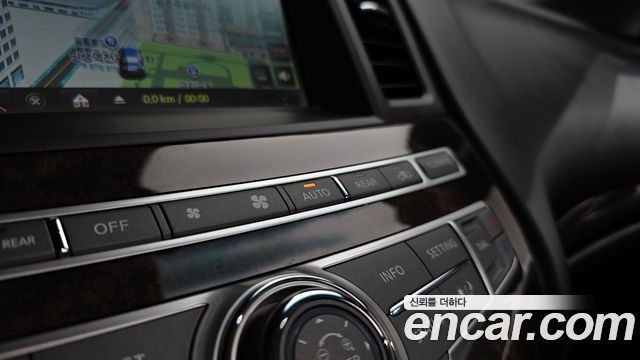 Infiniti QX60 2015 — photo 37