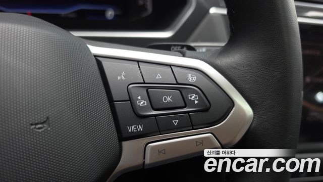 Volkswagen Tiguan 2022 — photo 30
