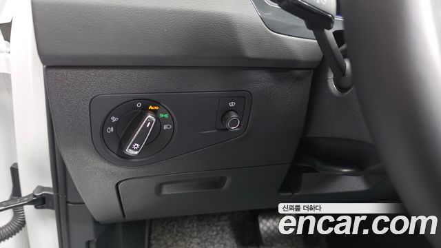 Volkswagen Tiguan 2022 — photo 33