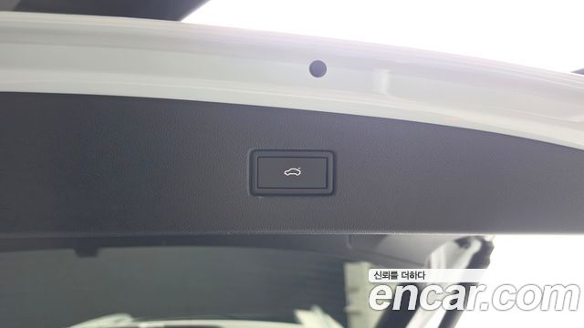 Volkswagen Tiguan 2022 — photo 34