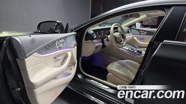 Mercedes-Benz AMG GT 2023 — photo 13