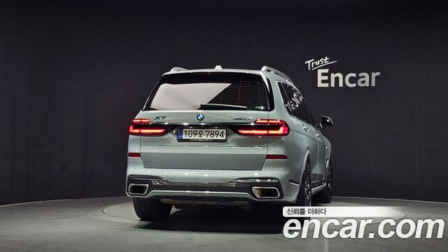 BMW X7 2025 — photo 4