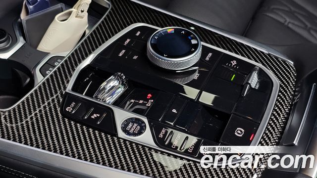 BMW X7 2025 — photo 9