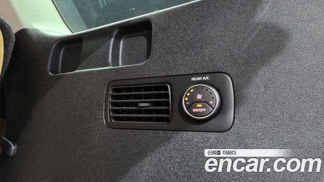 Kia Sorento 2019 — photo 31