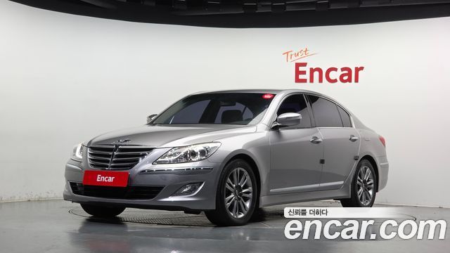 Hyundai Genesis 2012 — photo 1