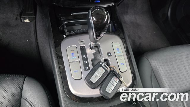 Hyundai Genesis 2012 — photo 9