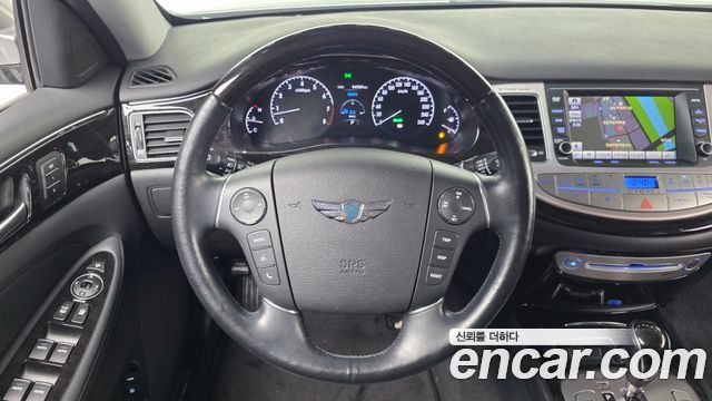 Hyundai Genesis 2012 — photo 13