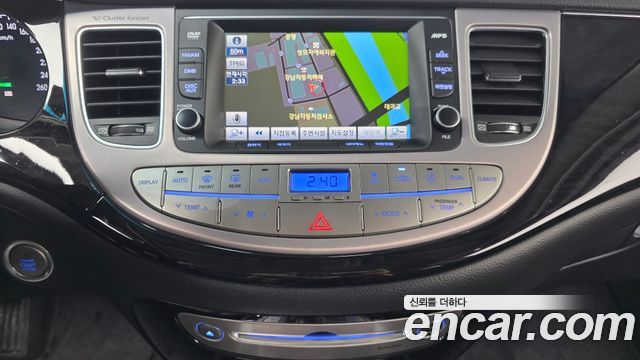 Hyundai Genesis 2012 — photo 14