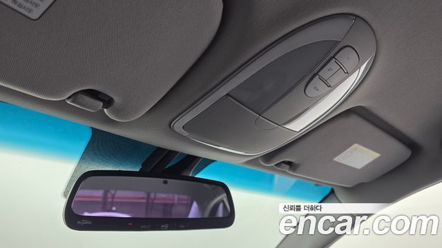 Hyundai Genesis 2012 — photo 16