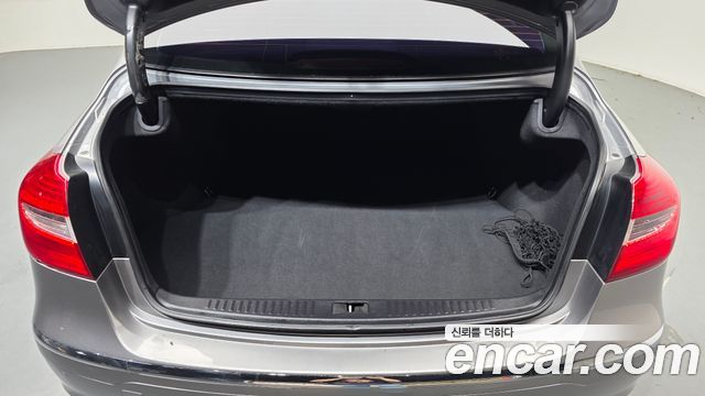 Hyundai Genesis 2012 — photo 20