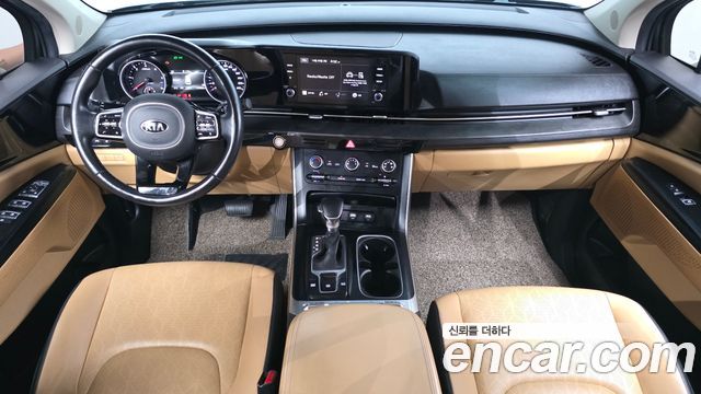 Kia Canival 2021 — photo 10