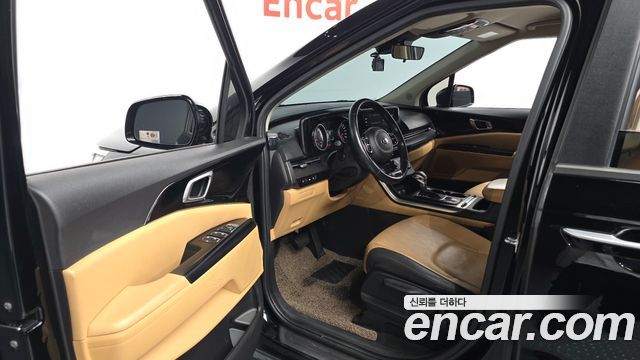 Kia Canival 2021 — photo 13