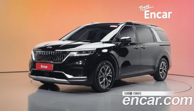 Kia Canival 2021 — photo 1