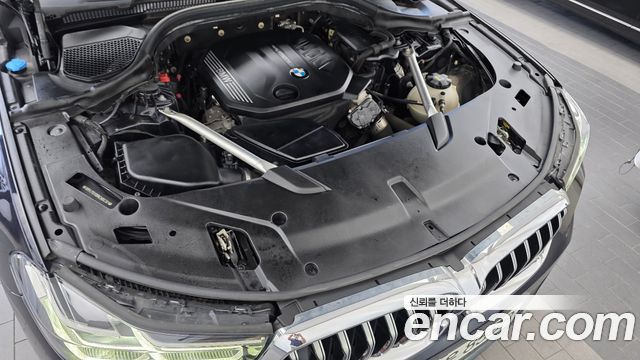 BMW Gran Turismo 2022 — photo 6