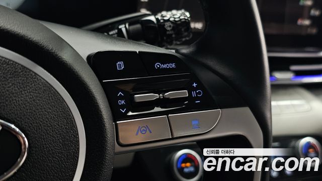 Hyundai AVANTE 2021 — photo 17