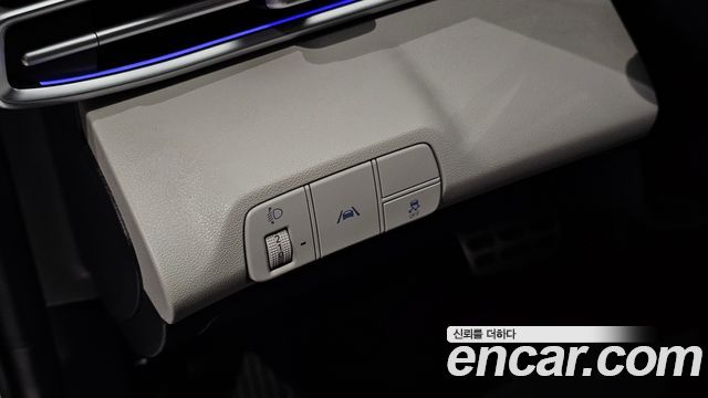 Hyundai AVANTE 2021 — photo 19