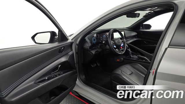 Hyundai AVANTE 2022 — photo 13