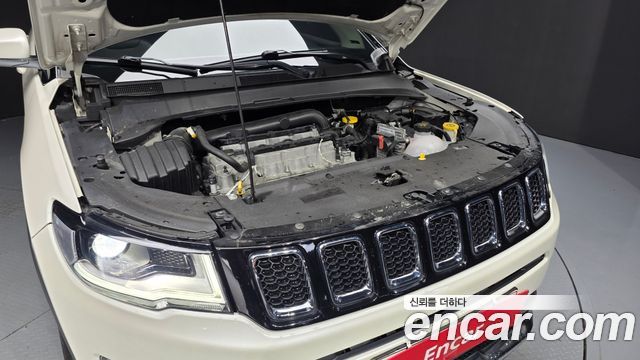 Jeep Compass 2018 — photo 6
