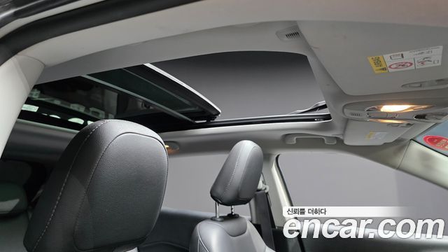 Jeep Compass 2018 — photo 20