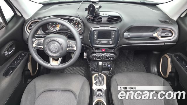 Jeep Renegade 2016 — photo 7