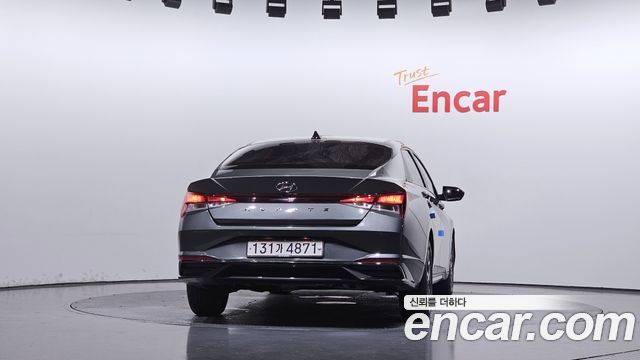 Hyundai AVANTE 2023 — photo 4
