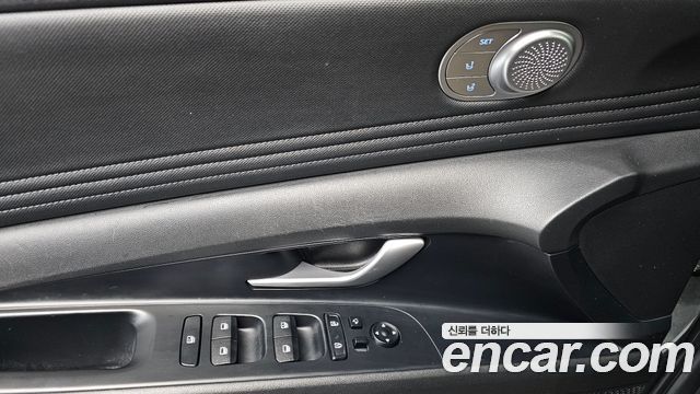 Hyundai AVANTE 2023 — photo 12
