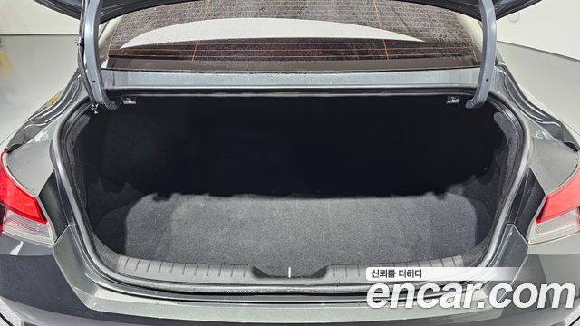Hyundai AVANTE 2023 — photo 20