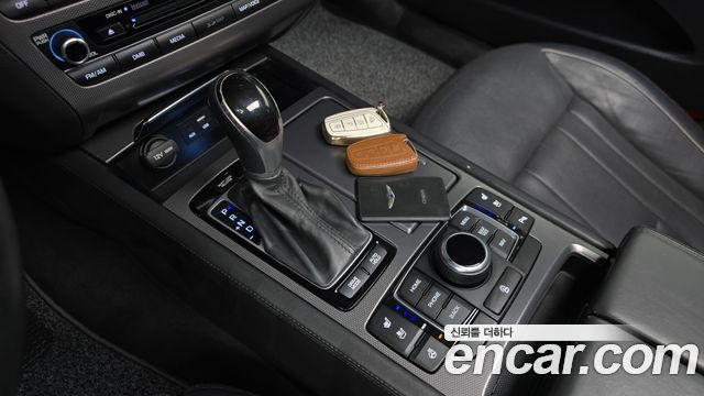 Hyundai Genesis 2014 — photo 9