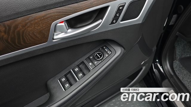 Hyundai Genesis 2014 — photo 15