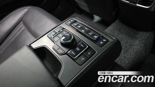 Hyundai Genesis 2014 — photo 18