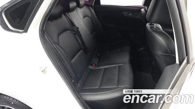 Kia K3 2019 — photo 12