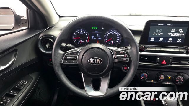 Kia K3 2019 — photo 13