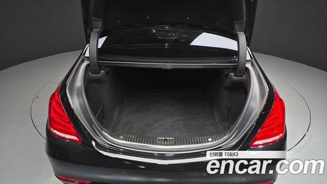 Mercedes-Benz S-Class 2017 — photo 20