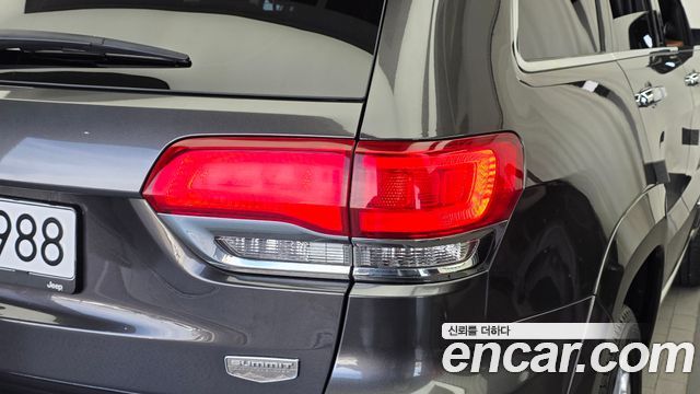 Jeep Cherokee 2021 — photo 9