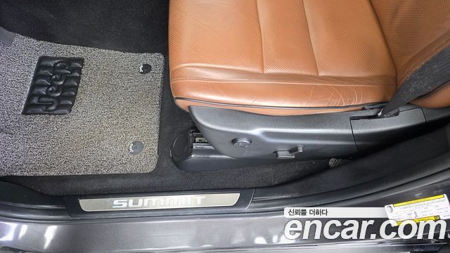 Jeep Cherokee 2021 — photo 31