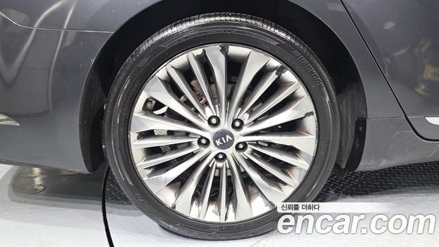Kia K7 2017 — photo 5