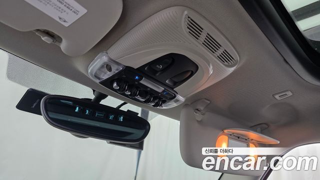 Mini Cooper 2019 — photo 27