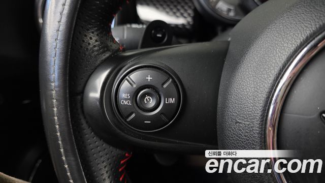 Mini Cooper 2019 — photo 29